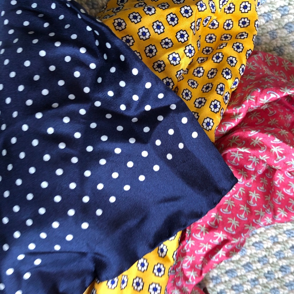 Silk poket squares.